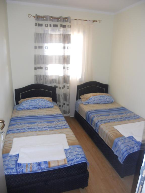 Apartments Papillon Podgoriçe Oda fotoğraf