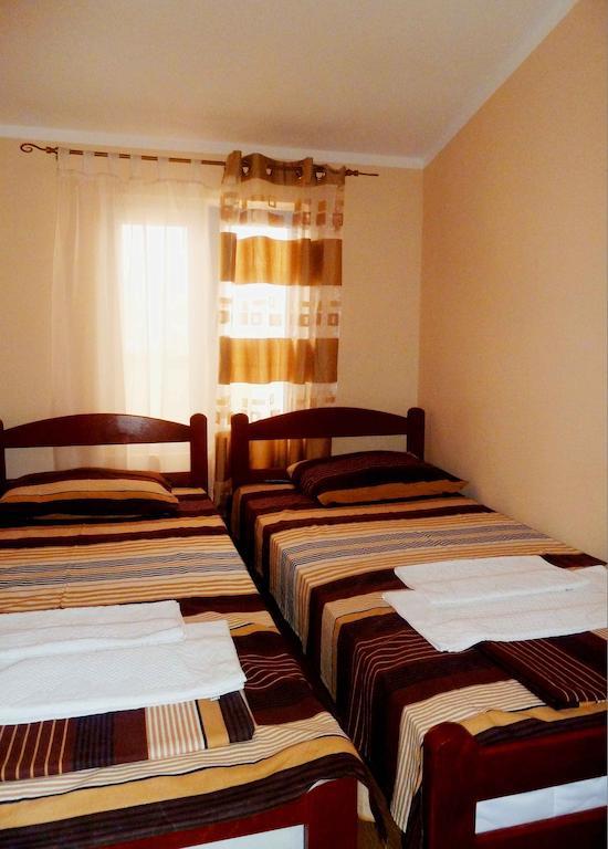 Apartments Papillon Podgoriçe Oda fotoğraf